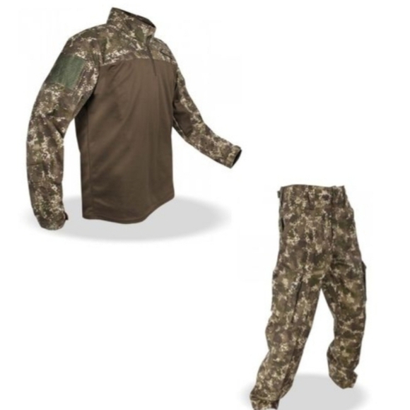 Planet Eclipse Paintball Men's Jersey and Pants Size small/Large Camo NWOT - Picture 1 of 12